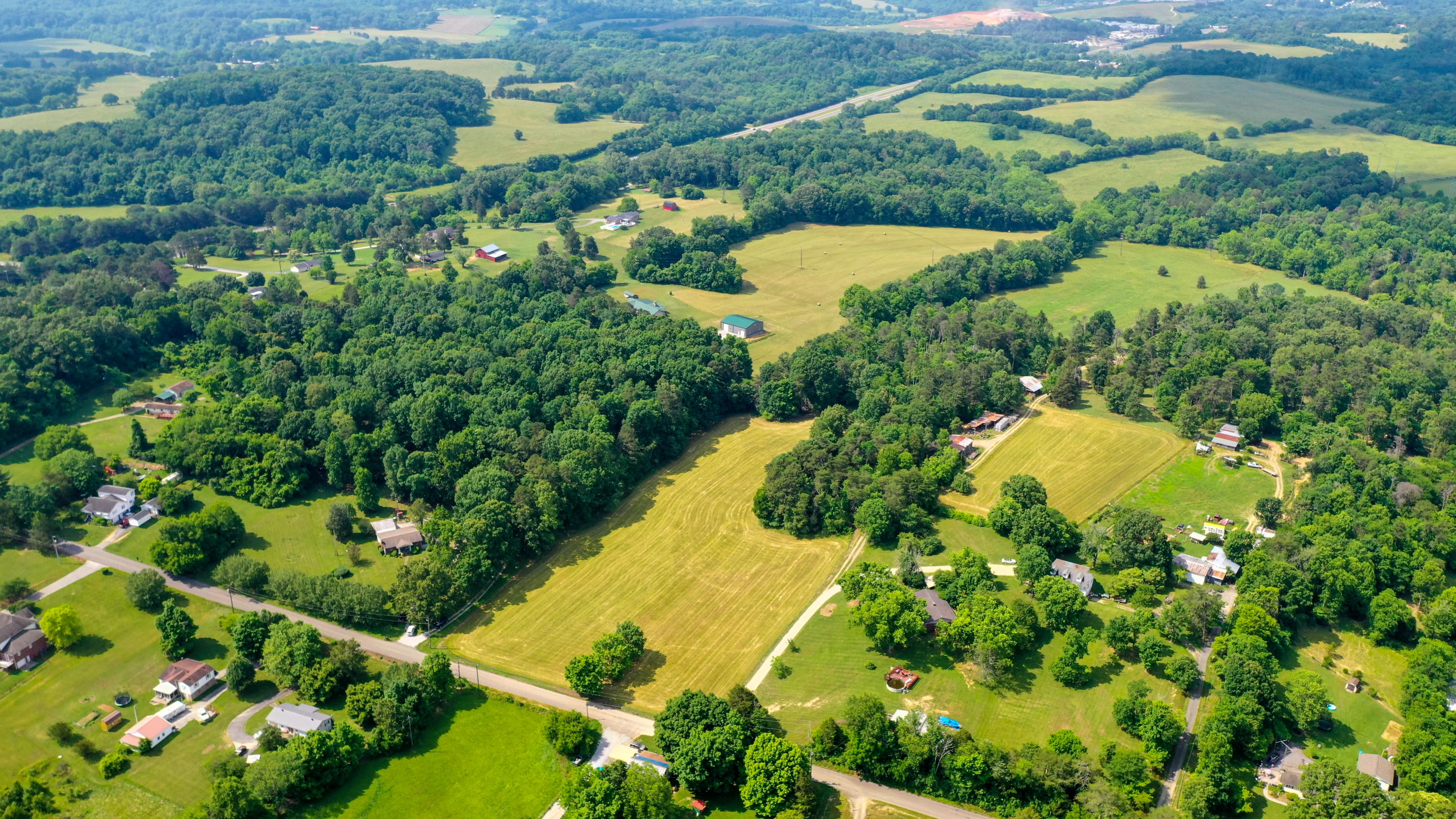 Shipe Road Mascot, TN 37806 - Photo 3 of 12 DJI_0244