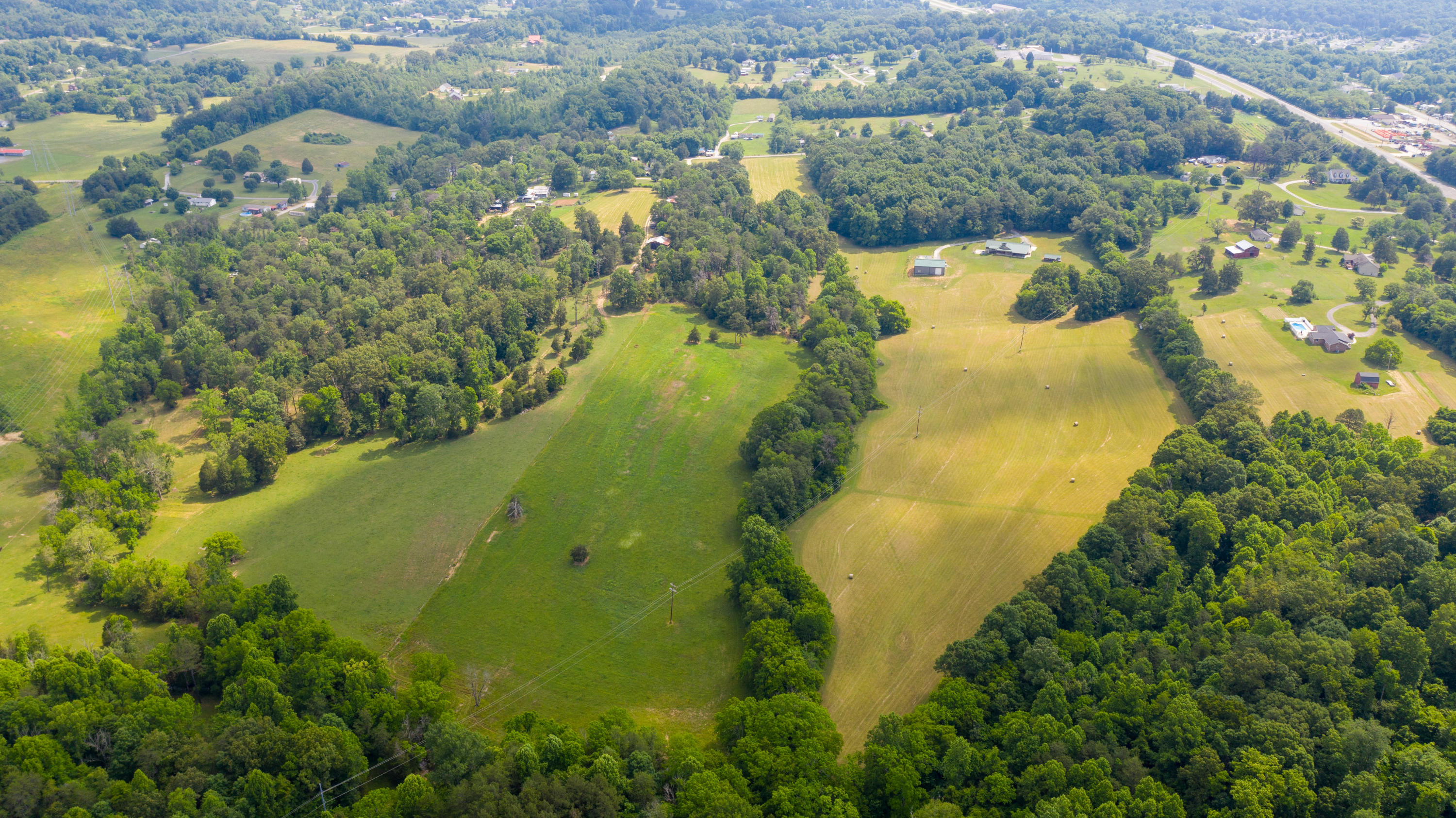 Shipe Road Mascot, TN 37806 - Photo 7 of 12 DJI_0252