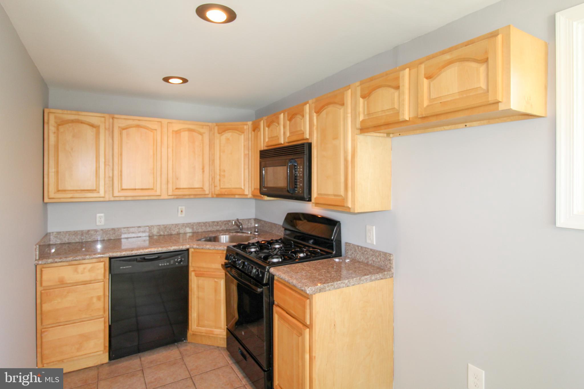 2040 Heather Road Folcroft, PA 19032 - Photo 13 of 29