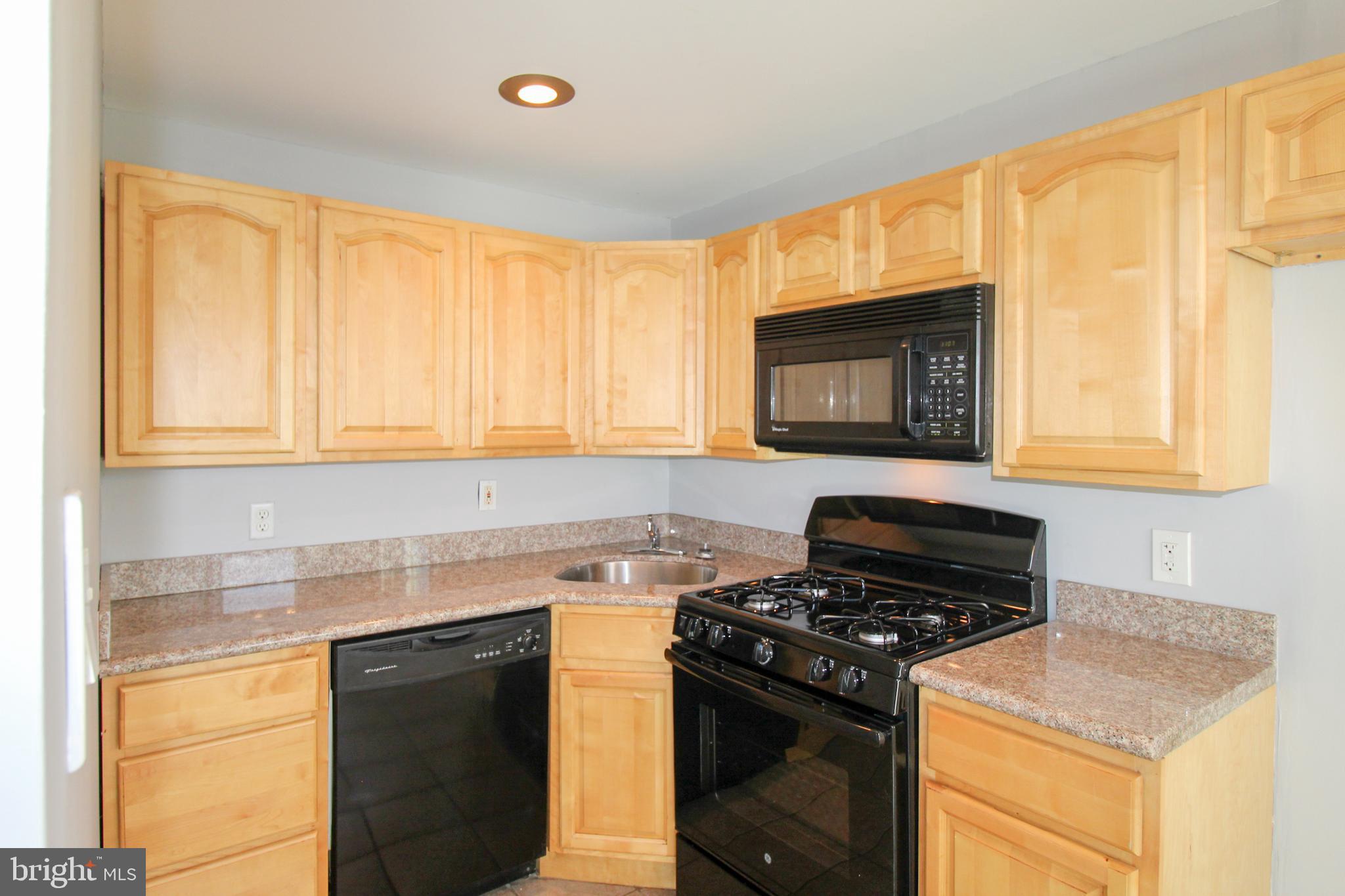 2040 Heather Road Folcroft, PA 19032 - Photo 14 of 29