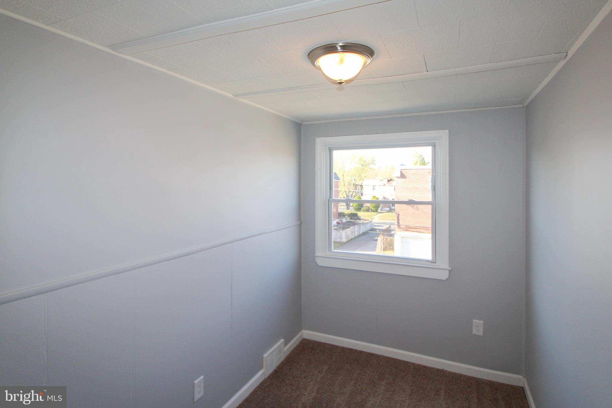2040 Heather Road Folcroft, PA 19032 - Photo 16 of 29