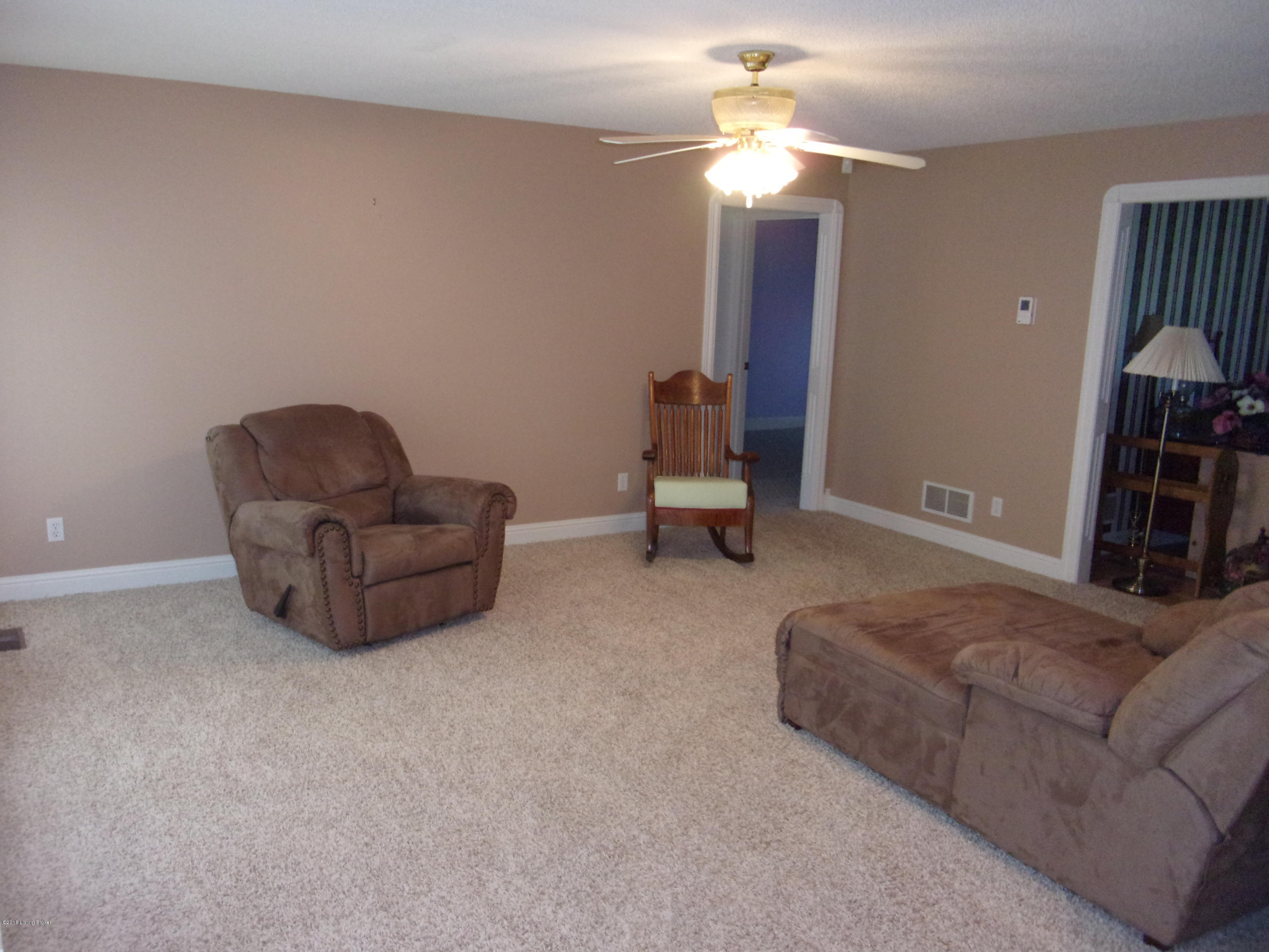 951 Highview Church Road Bloomfield, KY 40008 - Photo 7 of 41 101_0166