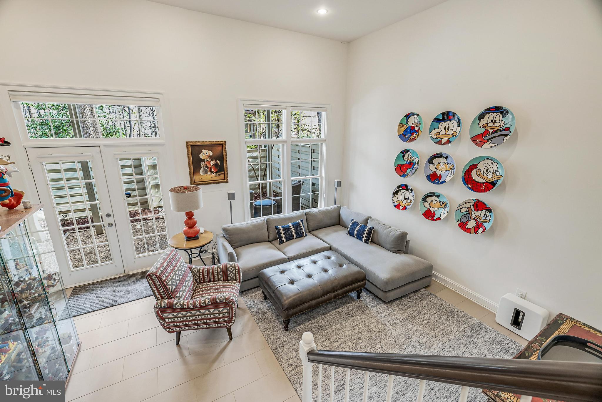 11408 Summer House Court Reston, VA 20194 - Photo 30 of 35 a living room with furniture and a window
