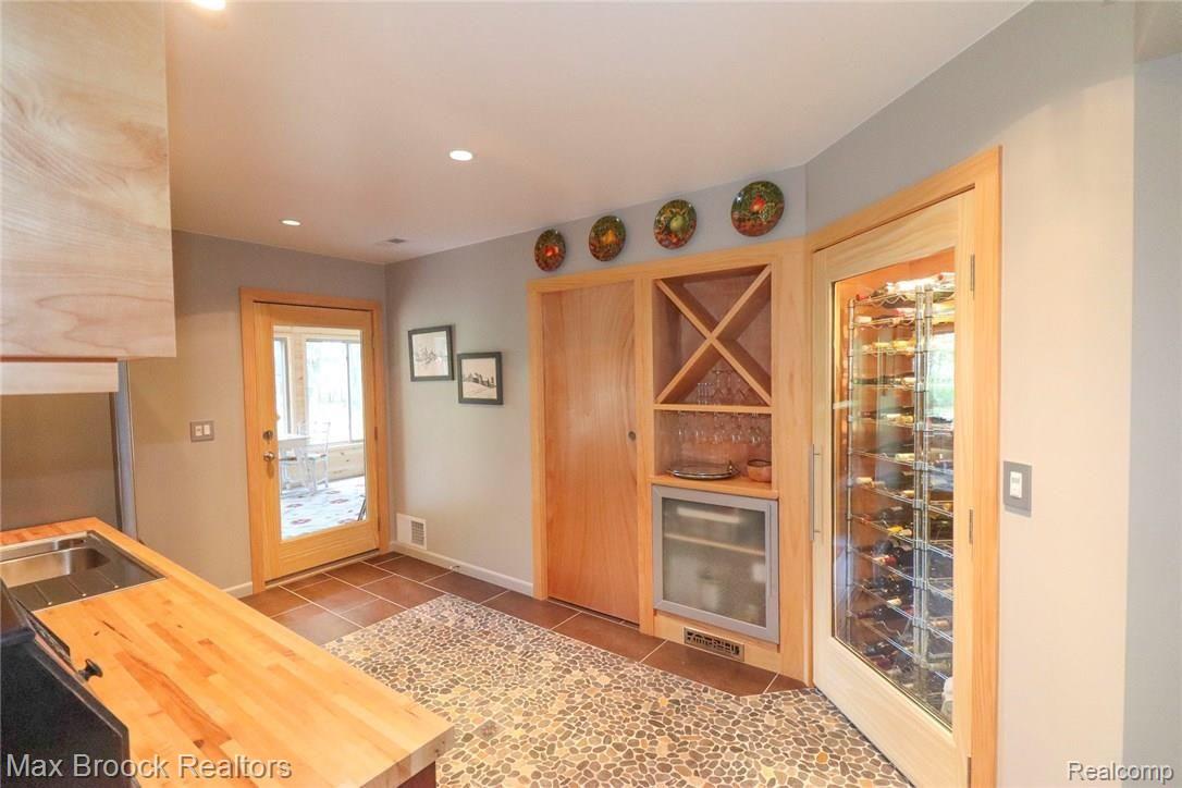 2275 Morris Road Lapeer, MI 48446 - Photo 29 of 81 4F365179-EE1E-4241-AEAB-3B6B09D9127D.jpeg