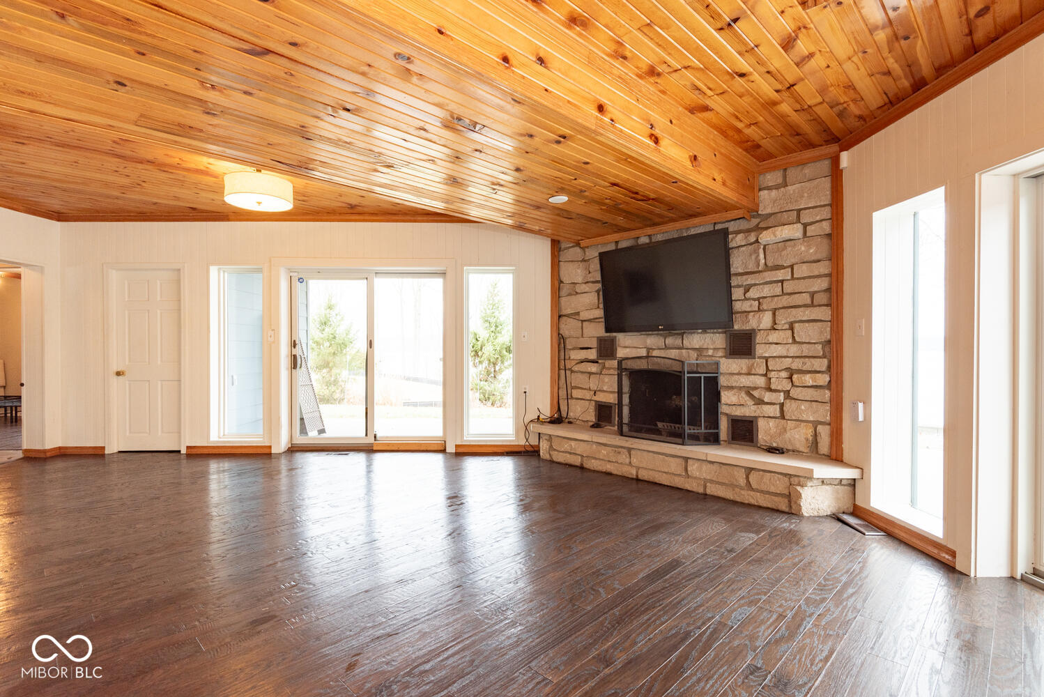 8033 Hardin Ridge Road Heltonville, IN 47436 - Photo 12 of 36 Gallery Image 12