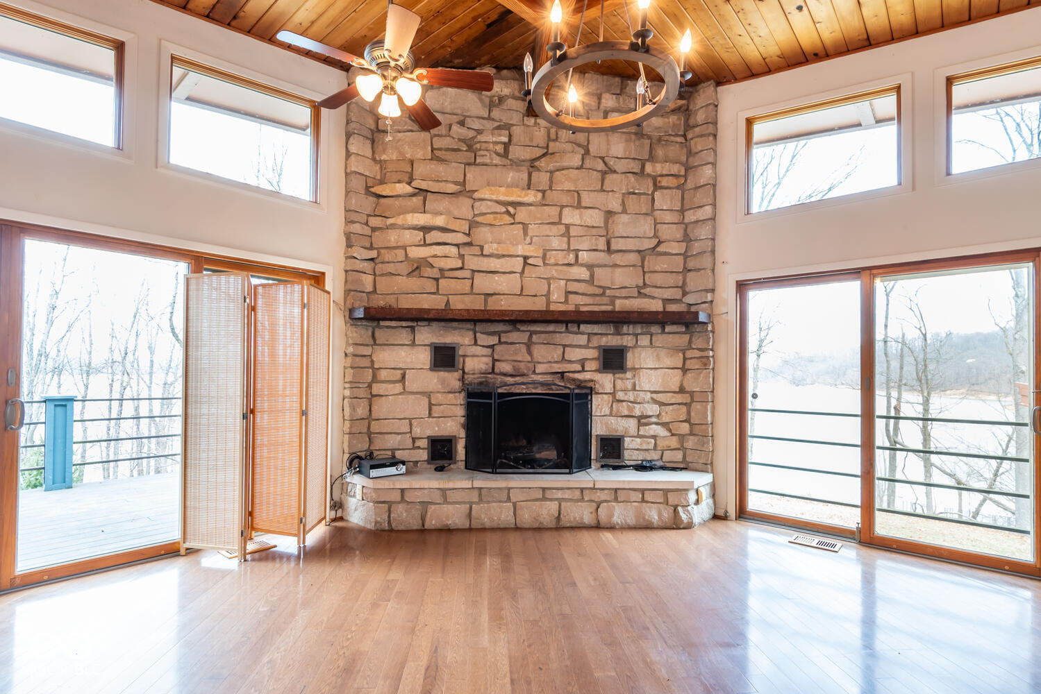8033 Hardin Ridge Road Heltonville, IN 47436 - Photo 16 of 36 Gallery Image 16