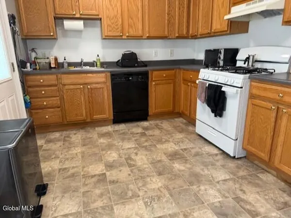 $320,000 | 21 Broad Street, Schuylerville, NY 12871