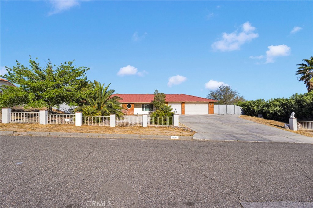 16081 Tude Road Apple Valley, CA 92307 - Photo 2 of 66