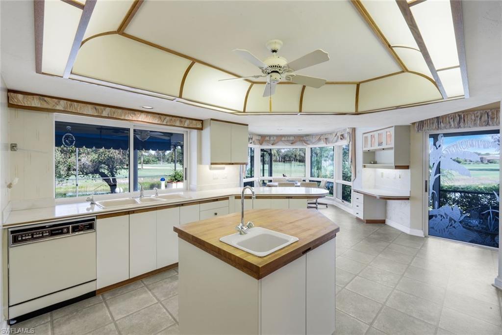 2227 Regal Way Naples, FL 34110 - Photo 17 of 34 Kitchen