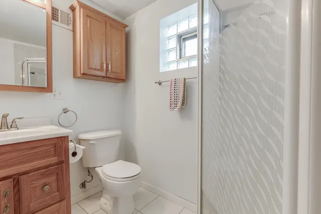 $539,999 | 2521 Gayle Court, Glenview, IL 60025