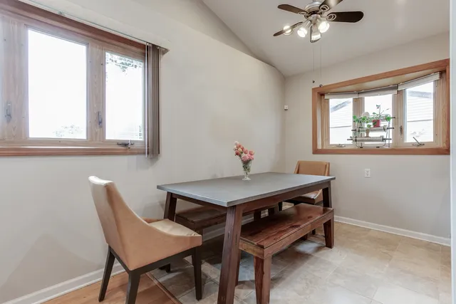 $539,999 | 2521 Gayle Court, Glenview, IL 60025