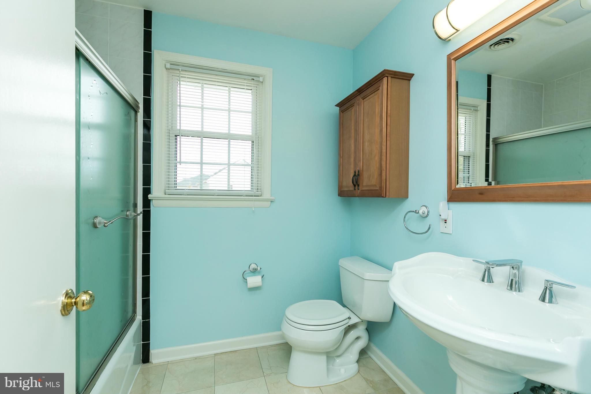 9914 Frederick Road Ellicott City, MD 21042 - Photo 20 of 30 Bath