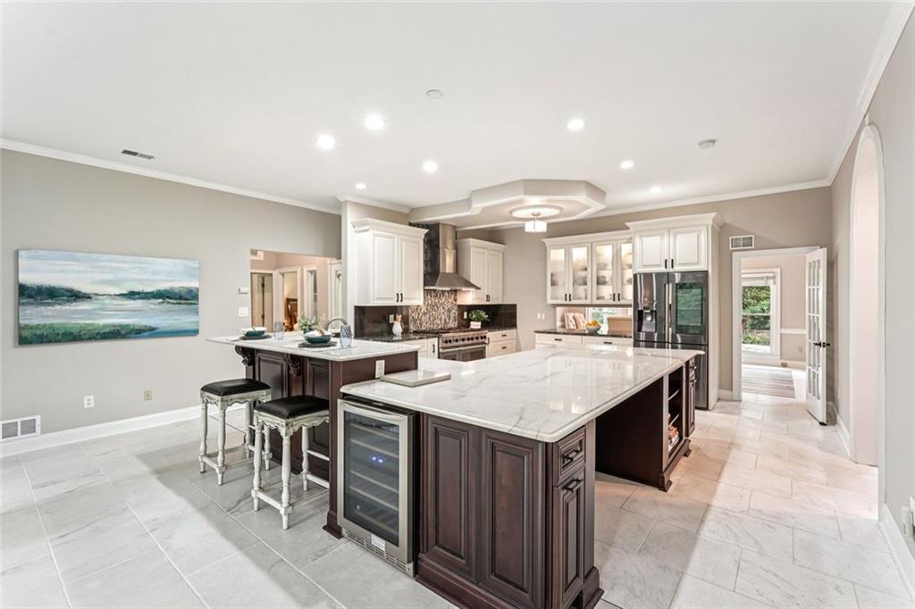 511 Pine Valley Road Southeast Marietta, GA 30067 - Photo 12 of 114