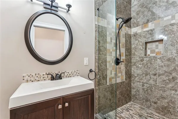 $5,000 | 511 Pine Valley Road Southeast, Marietta, GA 30067