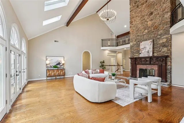 $6,000 | 511 Pine Valley Road Southeast, Marietta, GA 30067