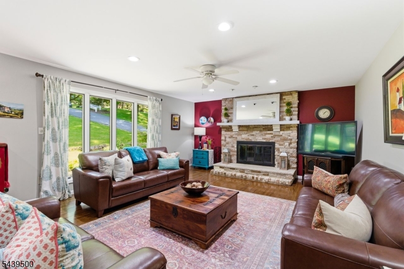 25 Timber Lane Randolph, NJ 07869 - Photo 14 of 50