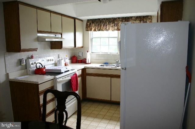 126 Fort Evans Road Southeast, Unit F Leesburg, VA 20175 - Photo 3 of 8 Gallery Image 3