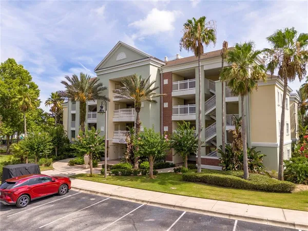 $320,000 | 7659 Whisper Way, Unit 304, Reunion, FL 34747