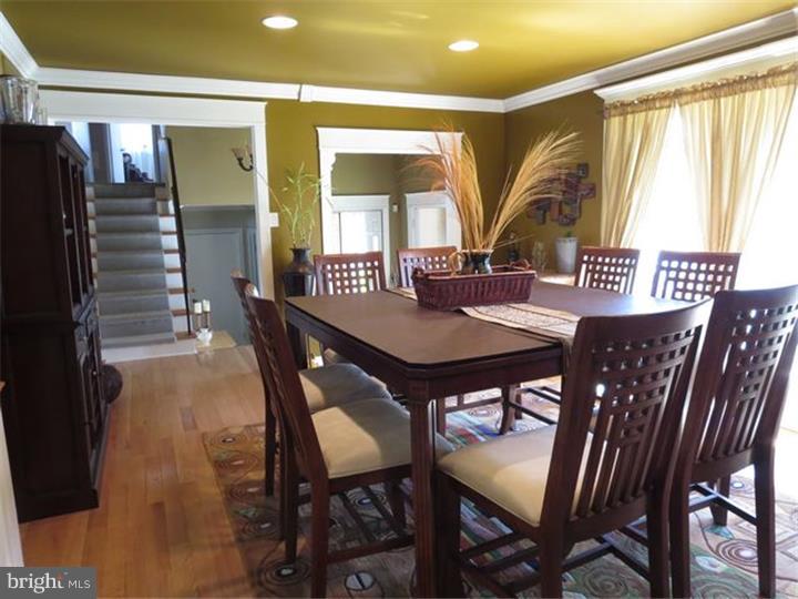 233 Sandringham Road Cherry Hill, NJ 08003 - Photo 4 of 16