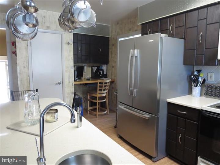 233 Sandringham Road Cherry Hill, NJ 08003 - Photo 7 of 16