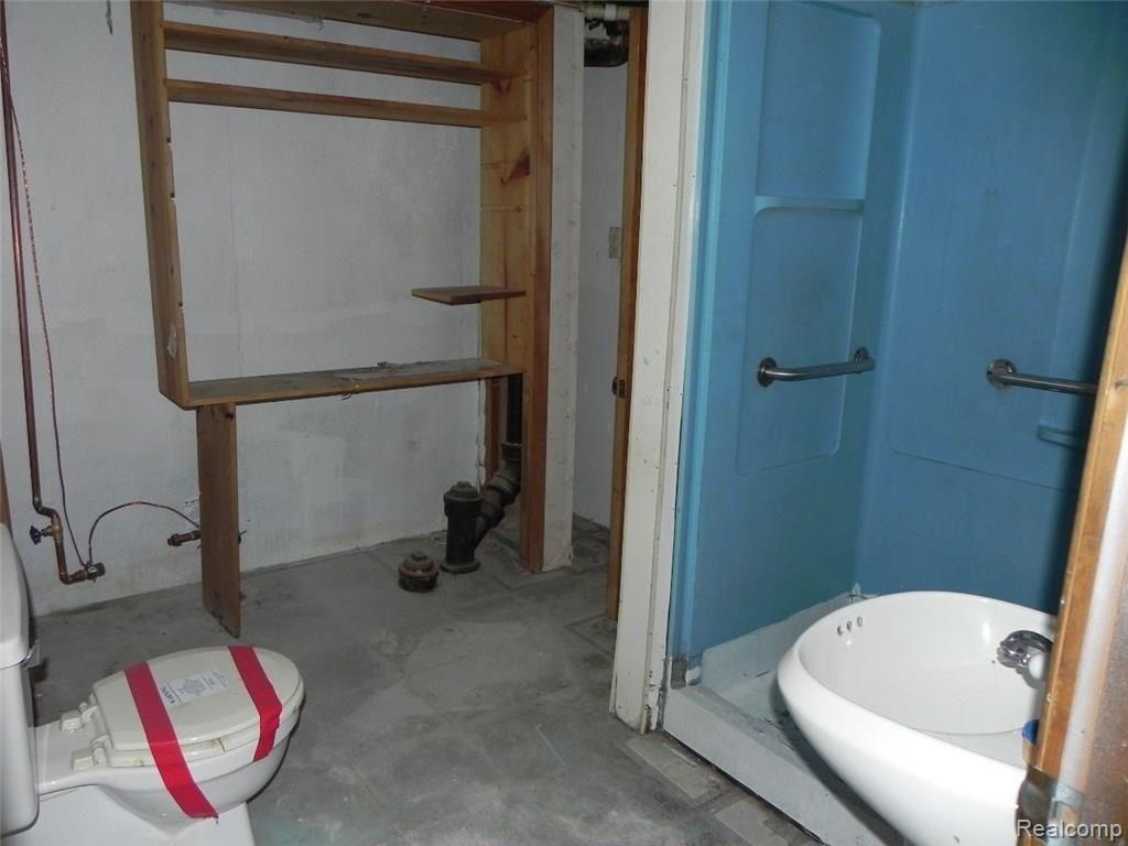 410 Longfellow Inkster, MI 48141 - Photo 7 of 23 DSCN8246.JPG