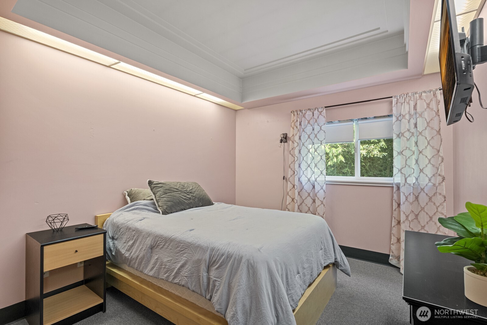 27605 Southeast Issaquah-Fall City Road Fall City, WA 98024 - Photo 31 of 39 a bedroom with a bed and a window