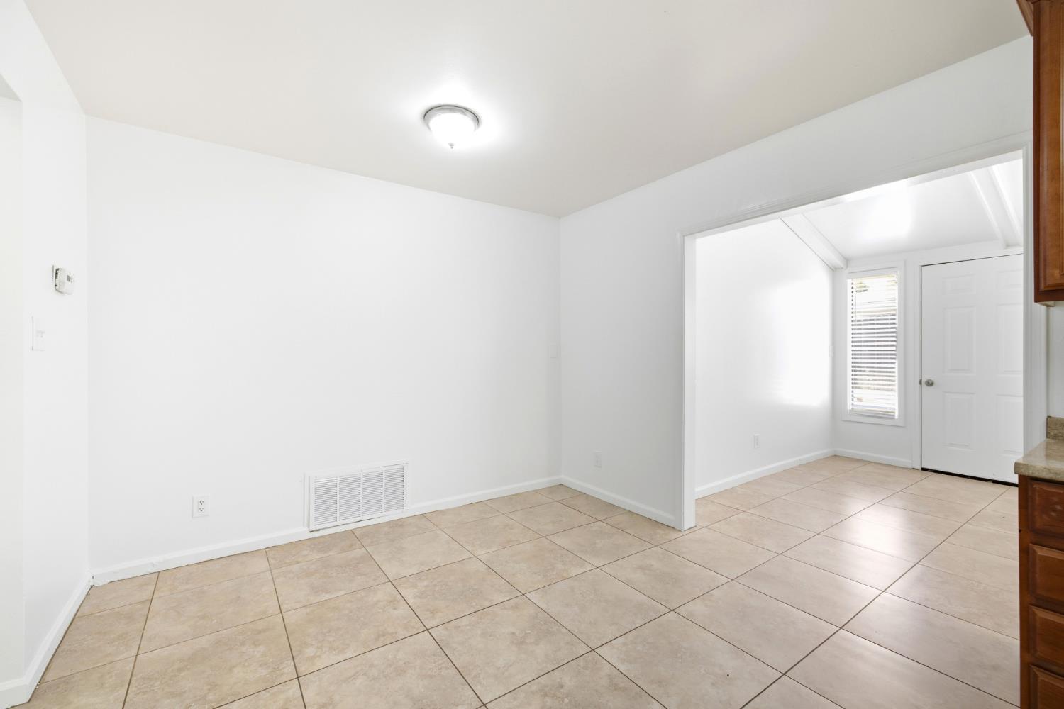 6353 Edgerton Way Carmichael, CA 95608 - Photo 26 of 47
