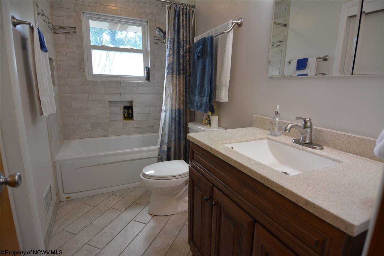 17 Millbrook Road Bridgeport, WV 26330 - Photo 7 of 17 Gallery Image 7