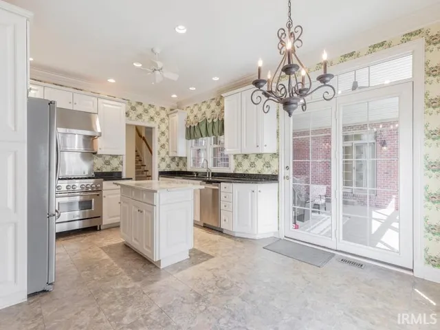 $449,000 | 10386 Regent Court, Newburgh, IN 47630