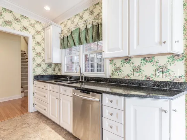 $449,000 | 10386 Regent Court, Newburgh, IN 47630