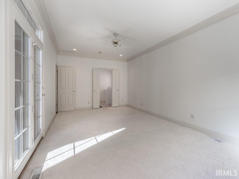 10386 Regent Court Newburgh, IN 47630 - Photo 21 of 36