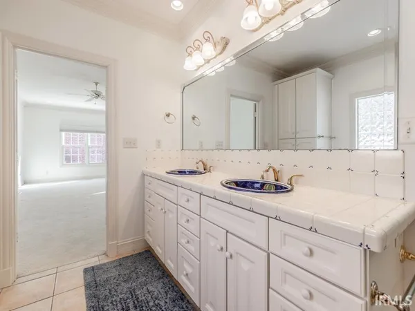 $449,000 | 10386 Regent Court, Newburgh, IN 47630