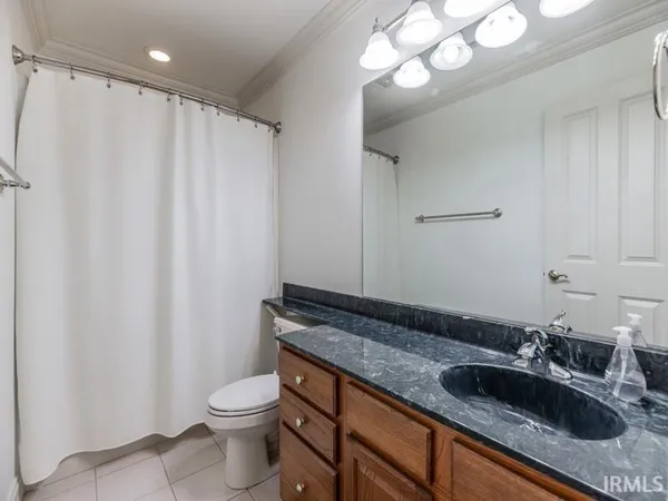 $449,000 | 10386 Regent Court, Newburgh, IN 47630