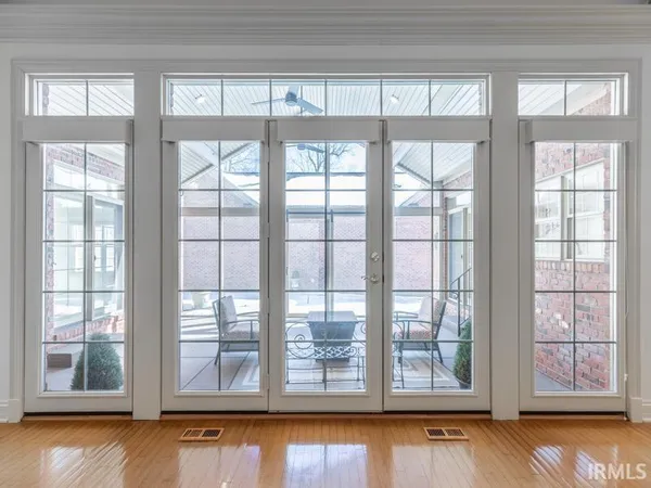 $449,000 | 10386 Regent Court, Newburgh, IN 47630