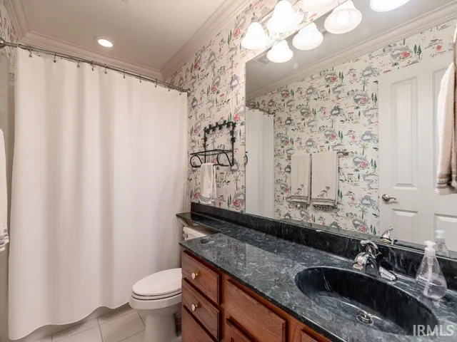 $449,000 | 10386 Regent Court, Newburgh, IN 47630