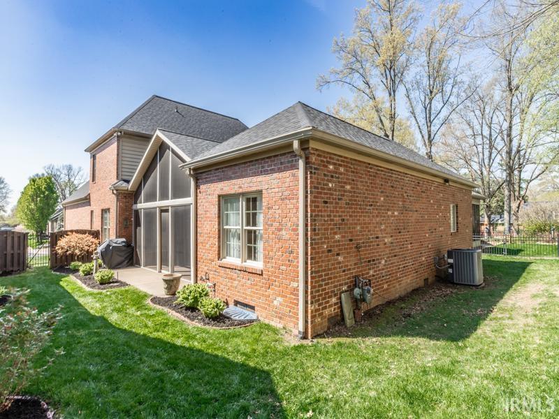 10386 Regent Court Newburgh, IN 47630 - Photo 35 of 36