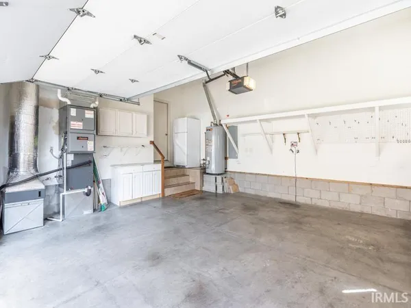 $449,000 | 10386 Regent Court, Newburgh, IN 47630