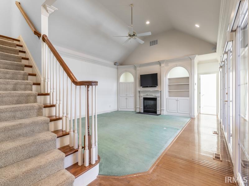 10386 Regent Court Newburgh, IN 47630 - Photo 4 of 36