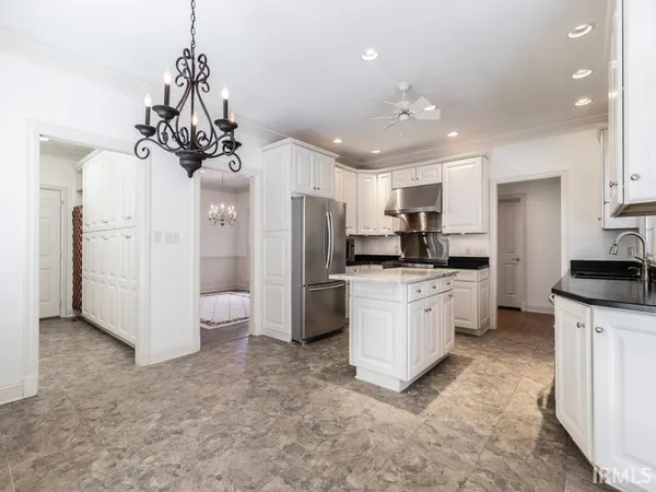 $449,000 | 10386 Regent Court, Newburgh, IN 47630