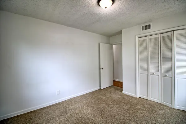 $1,300 | 115 Charles Lane, Terrell, TX 75160