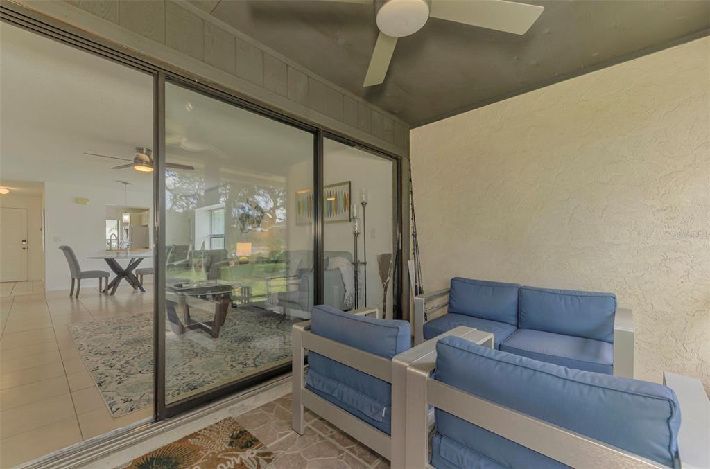 952 North Beneva Road, Unit V23 Sarasota, FL 34232 - Photo 40 of 46 Gallery Image 40