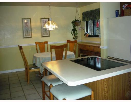 258 Kaufman Road Gibsonia, PA 15044 - Photo 6 of 14 Kitchen. View of dining area from kitchen