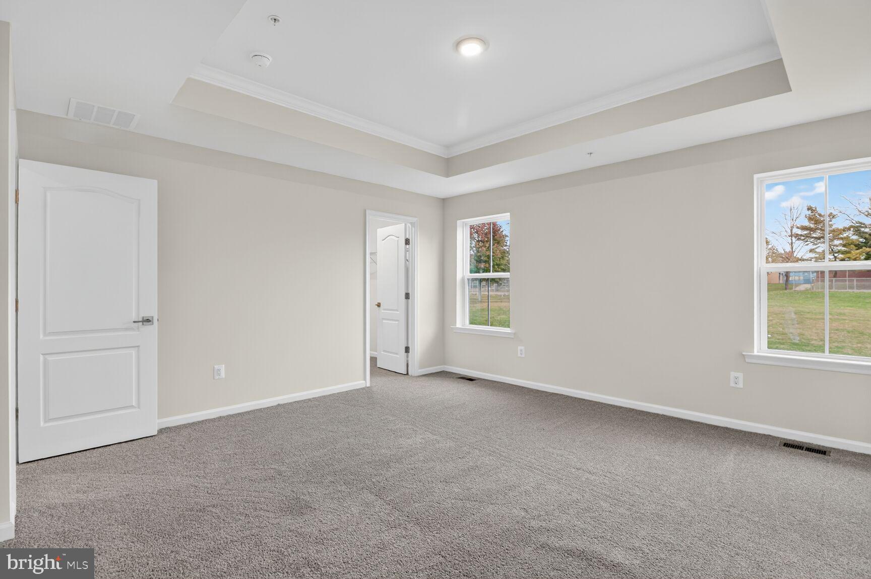 4014 Millner Road Nottingham, MD 21236 - Photo 10 of 15 an empty room with windows