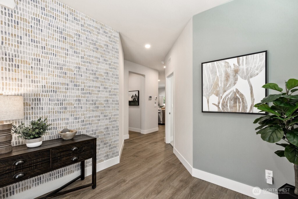 3402 165th Street Southeast Bothell, WA 98012 - Photo 2 of 39 Gallery Image 2