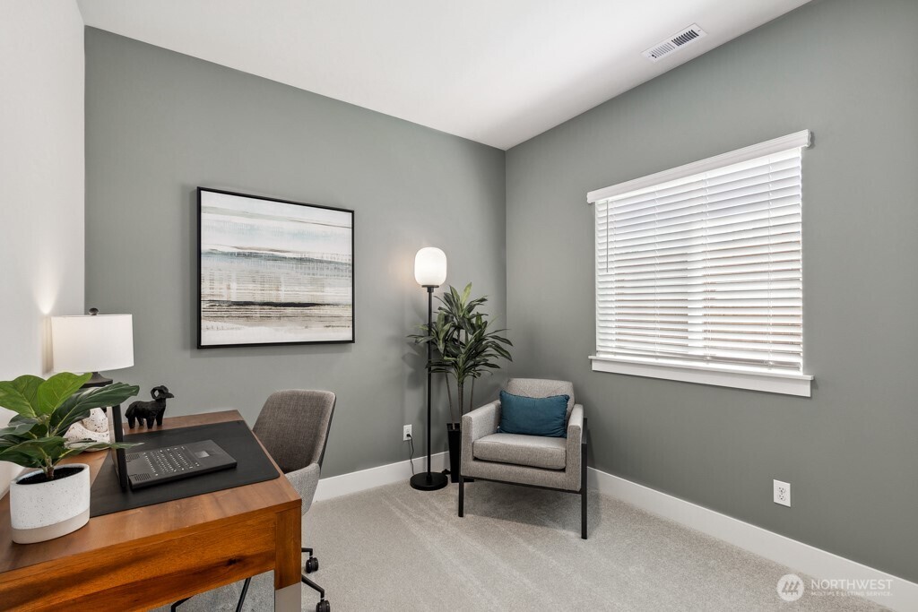 3402 165th Street Southeast Bothell, WA 98012 - Photo 3 of 39 Gallery Image 3