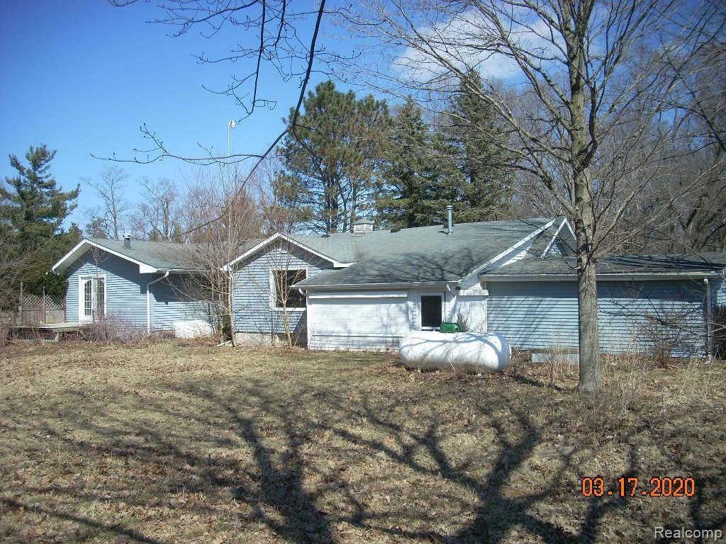 9510 South Durand Road Durand, MI 48429 - Photo 18 of 18 DSCN2188.JPG