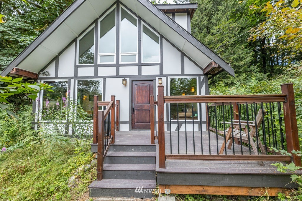 51207 North Riverside Road Gold Bar, WA 98251 - Photo 4 of 39
