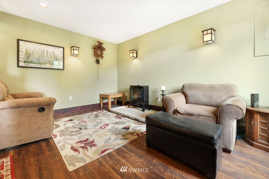 51207 North Riverside Road Gold Bar, WA 98251 - Photo 8 of 39