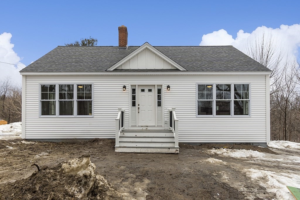 70 Carter Road Westminster, MA 01473 - Photo 1 of 31 a view of a house with a yard