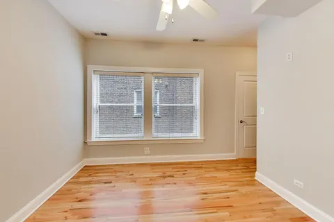 $419,800 | 4753 North Beacon Street, Unit 2, Chicago, IL 60640